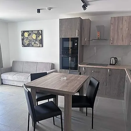 Stillel Retreat Szálloda 3*